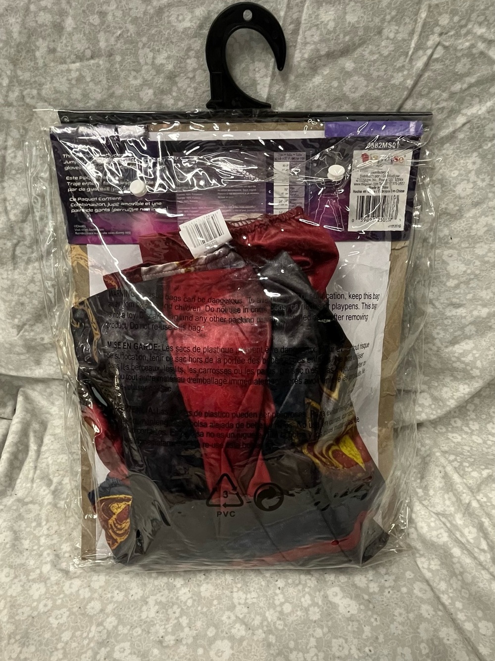 NEW Evie Descendants 3 Costume - Picture 2 of 2